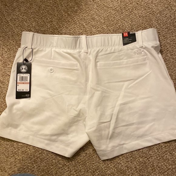 Under Armour Golf Shorts - Picture 2 of 4